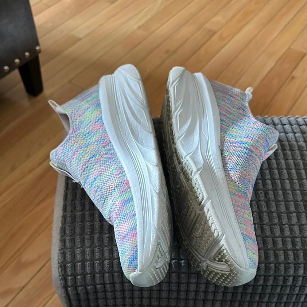 Skechers Pink and Blue Slip-On D Lux Walker Sneakers with Knit Fabric,air cooled - Picture 3 of 6